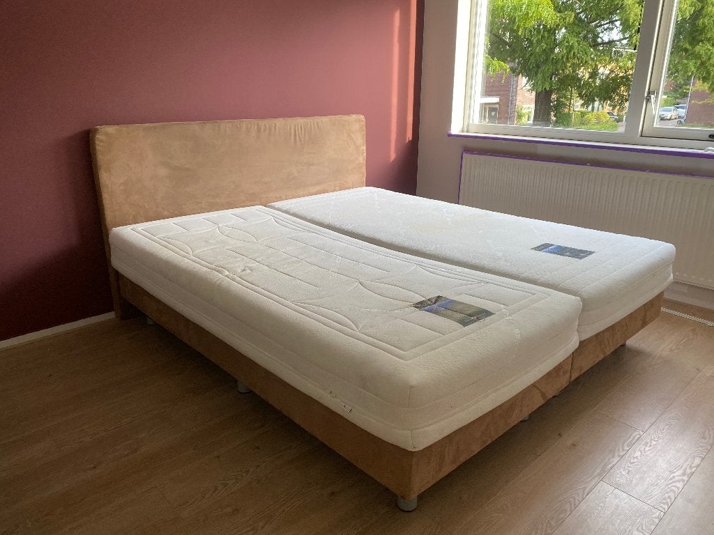 Fijn tweepersoonsbed! | Gratis af te halen, Ophalen, Gebruikt, Bruin, Tweepersoons