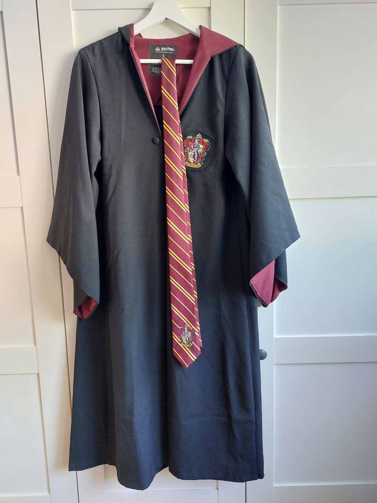 Harry Potter Gryffindor mantel, maat S, Ophalen, Zo goed als nieuw, Gebruiksvoorwerp