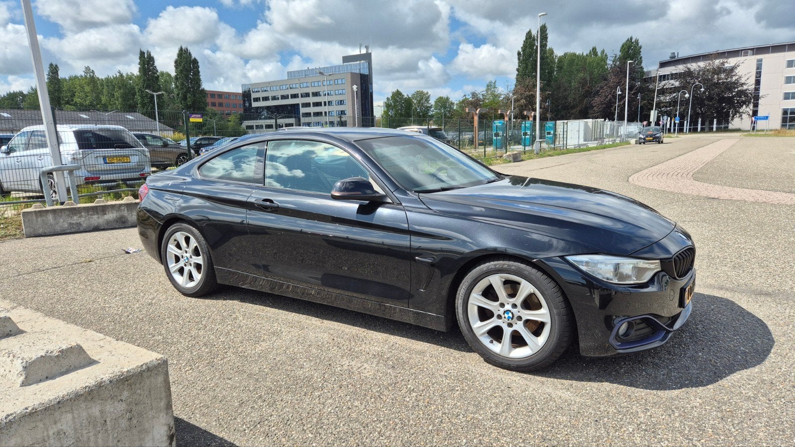 BMW 420i Coupé stage 2, 292pk, Motorschade | € 18k facturen, Achterwielaandrijving, Zwart, Zwart, Leder