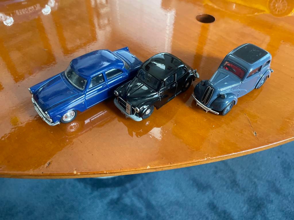 Corgi 1:43 Ford Zephyr/Morris Minor/ford populair, Hobby en Vrije tijd, Modelauto's | 1:18, Ophalen of Verzenden, Gebruikt, Auto