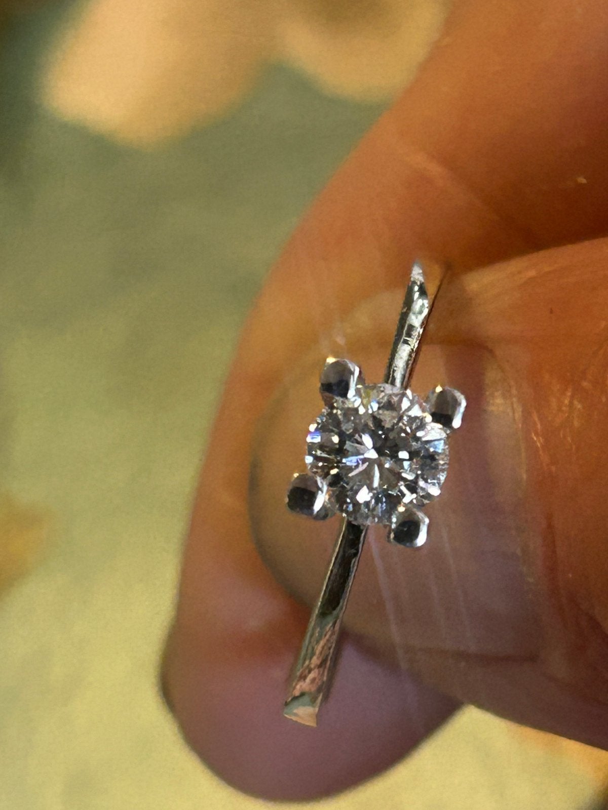 ring met brilant geslepen diamant, Ophalen, 18 tot 19, Zo goed als nieuw, Met edelsteen
