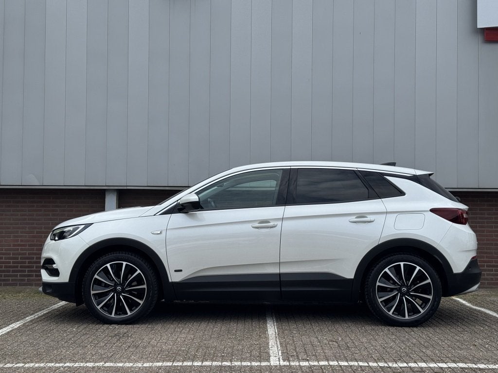 Opel Grandland X Automaat | Apple Carpla 1.6 THybr Innovatio, Automaat, Euro 6, 4 cilinders, Wit