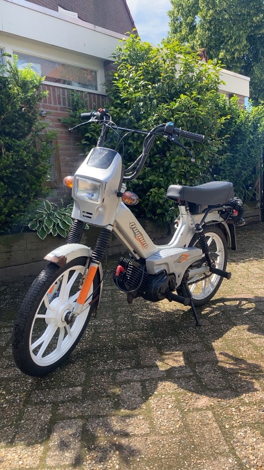 Tomos Quarttro - Geel kenteken - 45 km/u, Fietsen en Brommers, Brommers | Tomos, Gebruikt, Maximaal 45 km/u, Ophalen of Verzenden