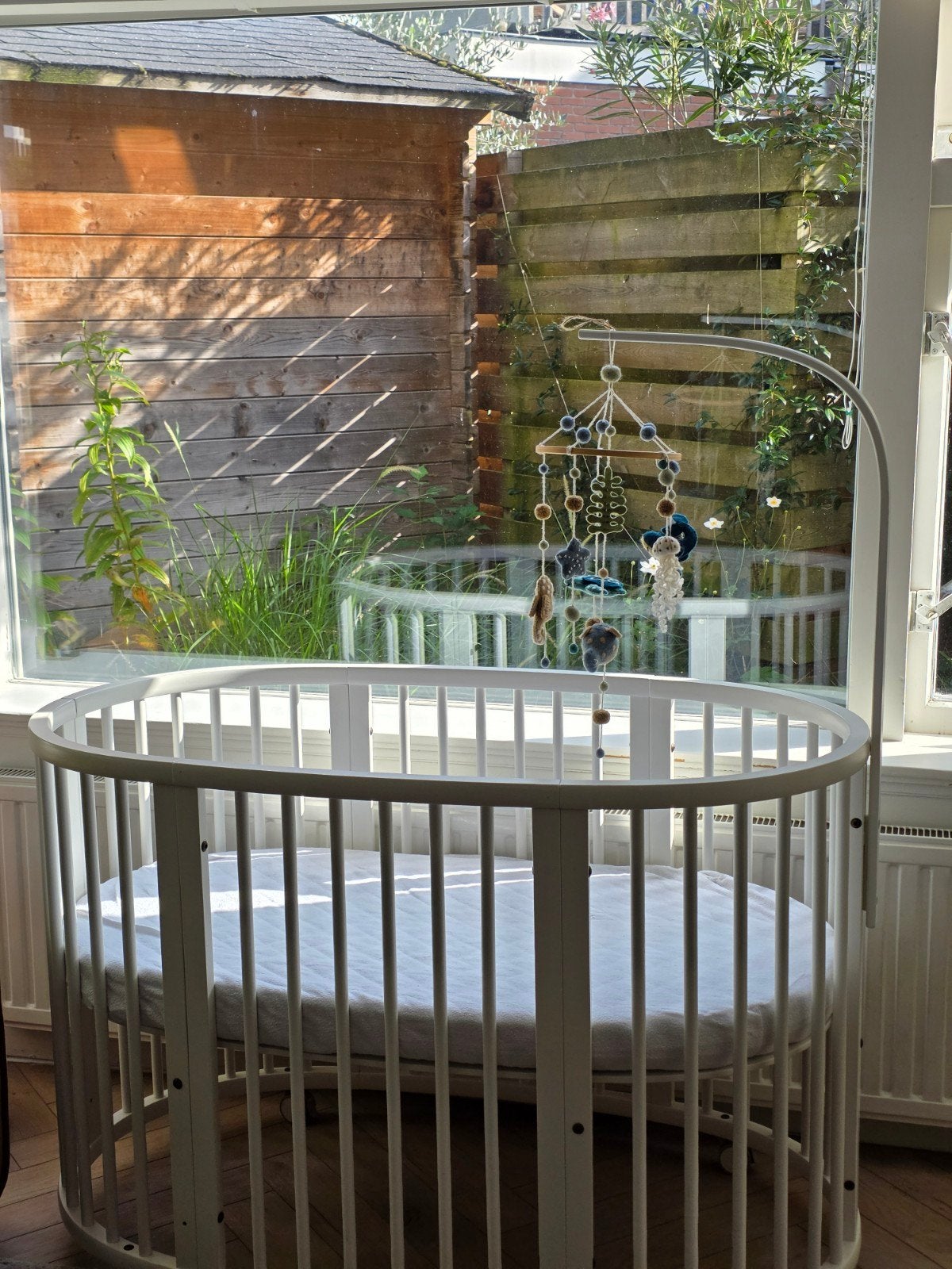 Stokke Sleepi Mini + Extension Bed Set, Ophalen, Zo goed als nieuw, Ledikant