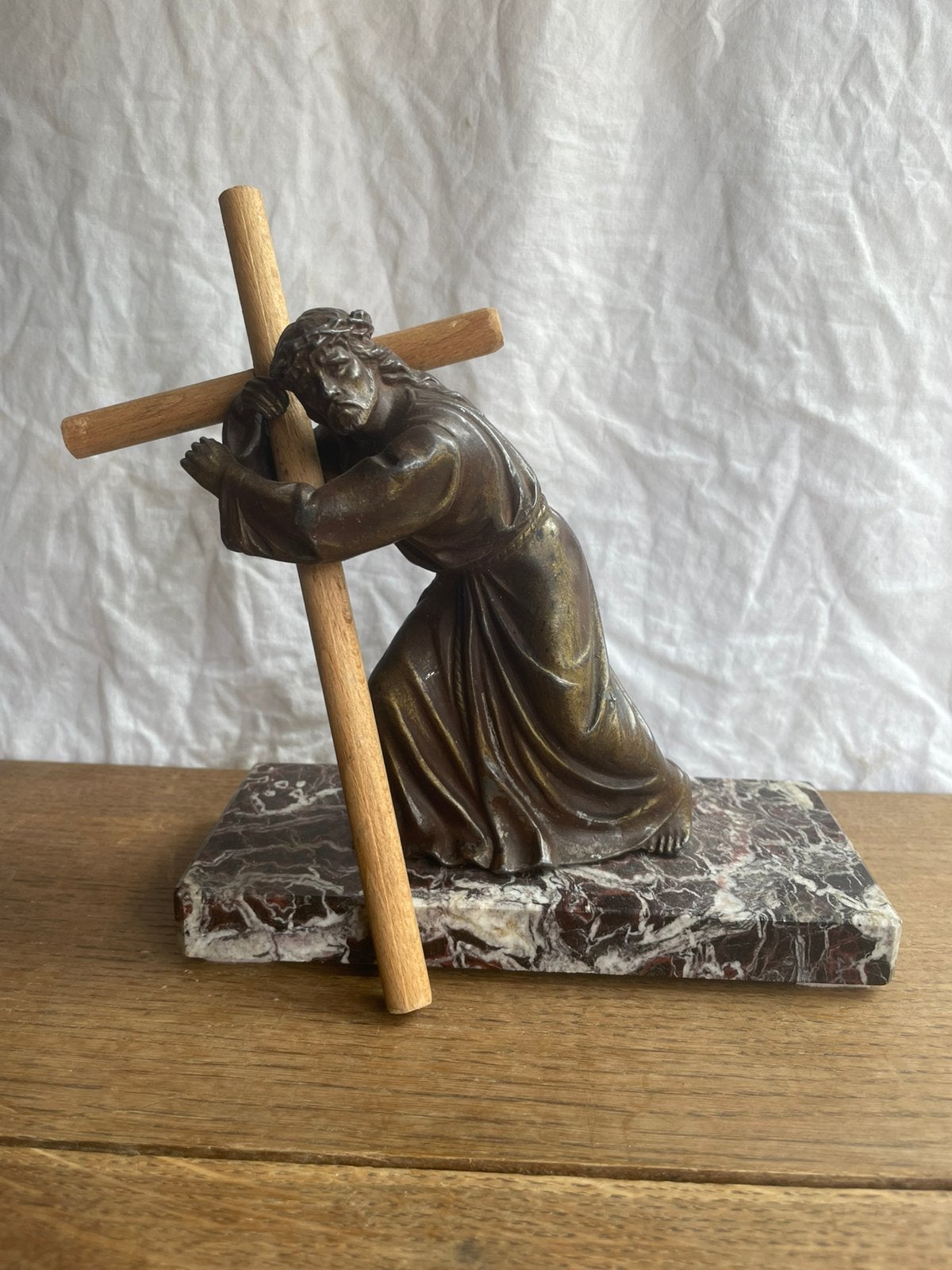 Art Deco style beeld Jezus met kruis, Ophalen of Verzenden
