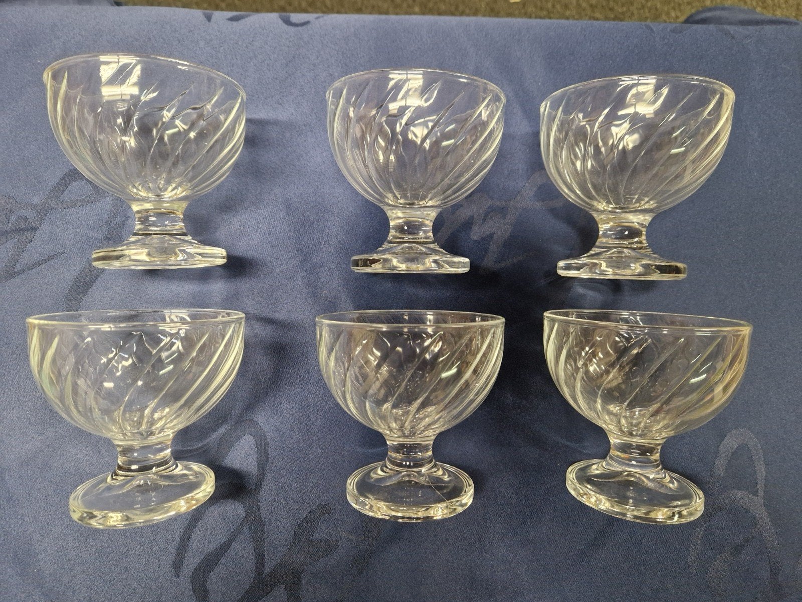 6 ijscoupes gedraaid glas, Glas of Glazen, Ophalen of Verzenden, Overige stijlen, Glas