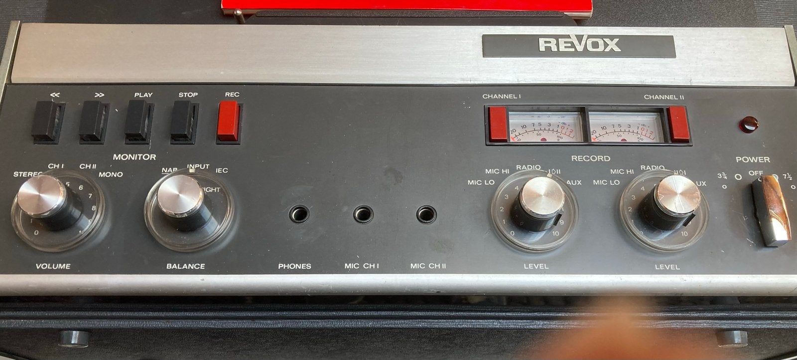 Revox Bandrecorder - Onderhoud nodig, zonder netsnoer, Ophalen, Defecte bandrecorder