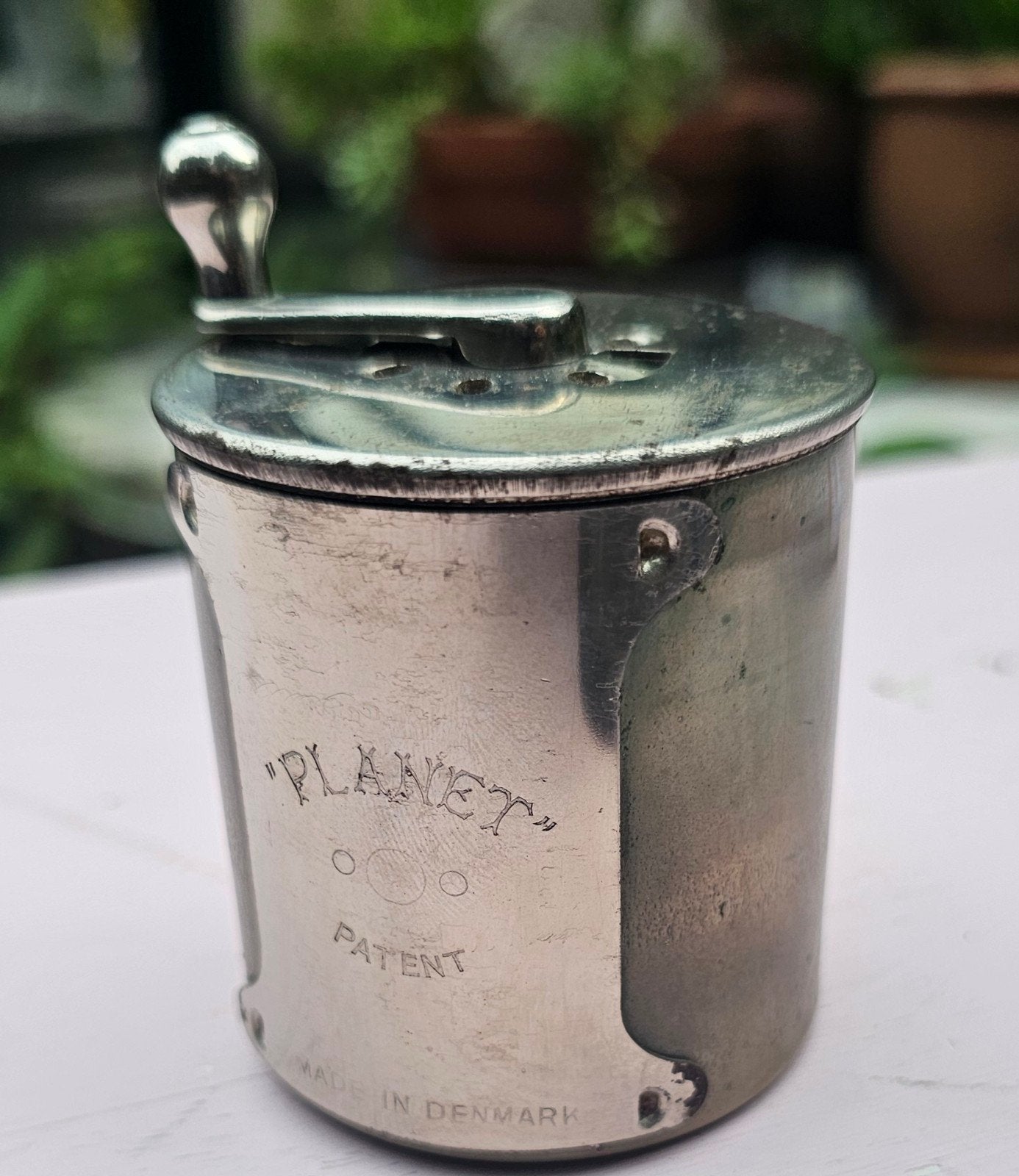 Vintage scheermesjes slijper 'planet', Verzamelen, Ophalen of Verzenden