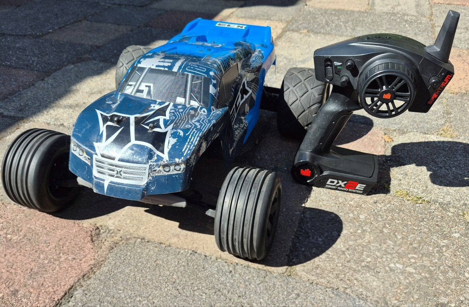 ECX Circuit 1:10 RTR 2WD Stadium Truck. Spektrum zender, Hobby en Vrije tijd, Modelbouw | Radiografisch | Auto's, Elektro, Gebruikt