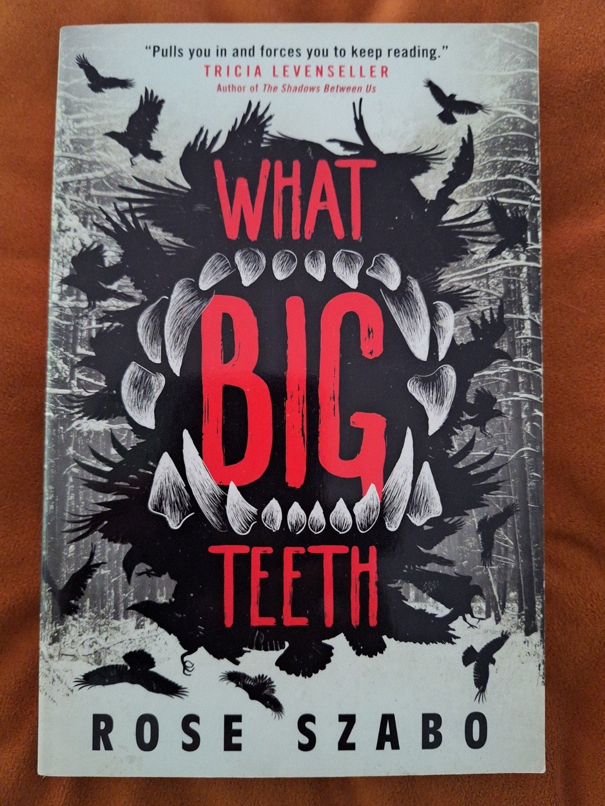 What big teeth, Ophalen of Verzenden, Zo goed als nieuw, Rose Szabo