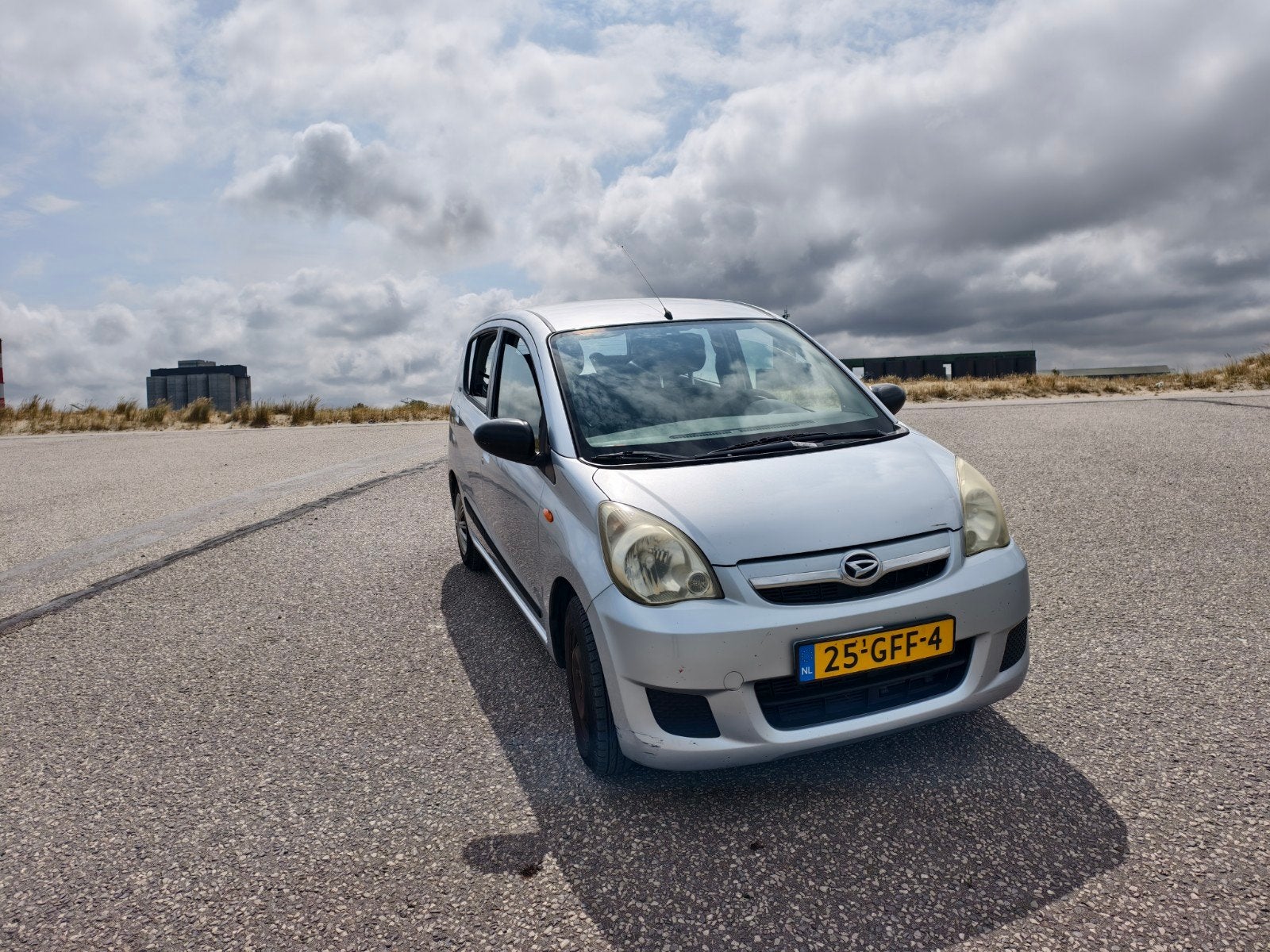 Daihatsu Cuore 1.0 5D 2008 Grijs, Voorwielaandrijving, 600 kg, 18 €/maand, 4 stoelen