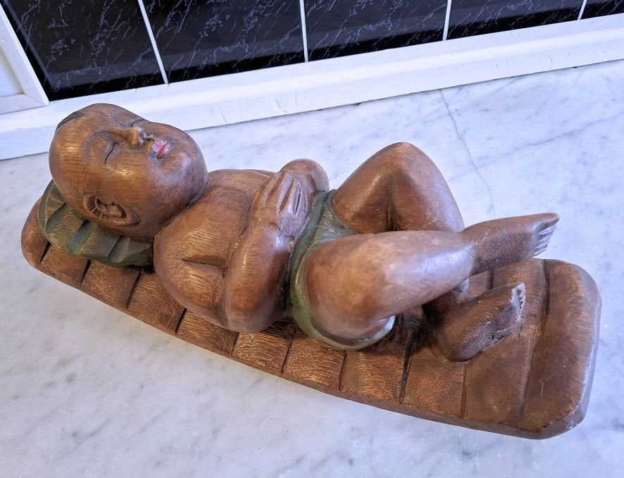 Oud Beeld van Slapend Kind - Teak hout, Antiek en Kunst, Kunst | Beelden en Houtsnijwerken, Overige onderwerpen, Houtsnijwerk