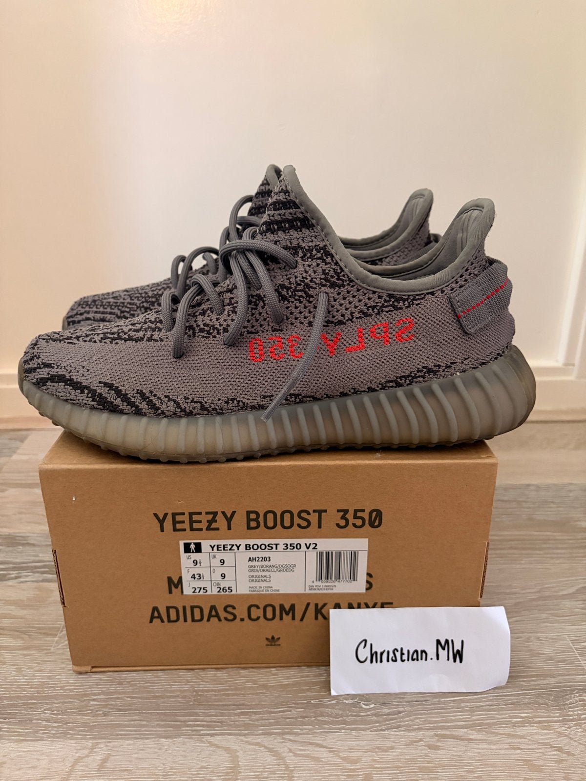 Adidas Yeezy Boost 350 V2 Beluga 2.0 - Maat 43 1/3 - US 9.5, Ophalen of Verzenden, Gedragen, Overige kleuren, Sneakers of Gympen