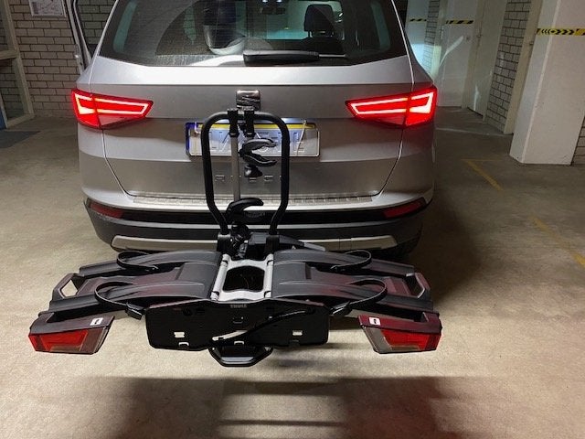 Zeer nette Thule Easyfold XT933  voor 2 (elek.) fietsen, Auto diversen, Fietsendragers, Ophalen, Elektrische fiets, Zo goed als nieuw