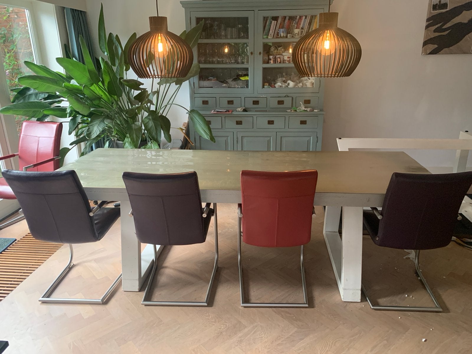 Houten Eettafel,  witte poten 260cm 8 personen, Huis en Inrichting, Ophalen, Gebruikt, 200 cm of meer, 50 tot 100 cm