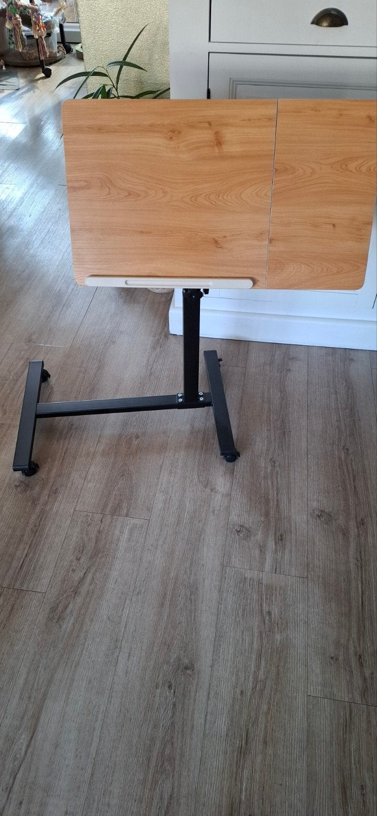 verstelbare werk/ laptop tafel, Ophalen of Verzenden, Rechthoekig, 75 cm of meer, 60 cm of meer