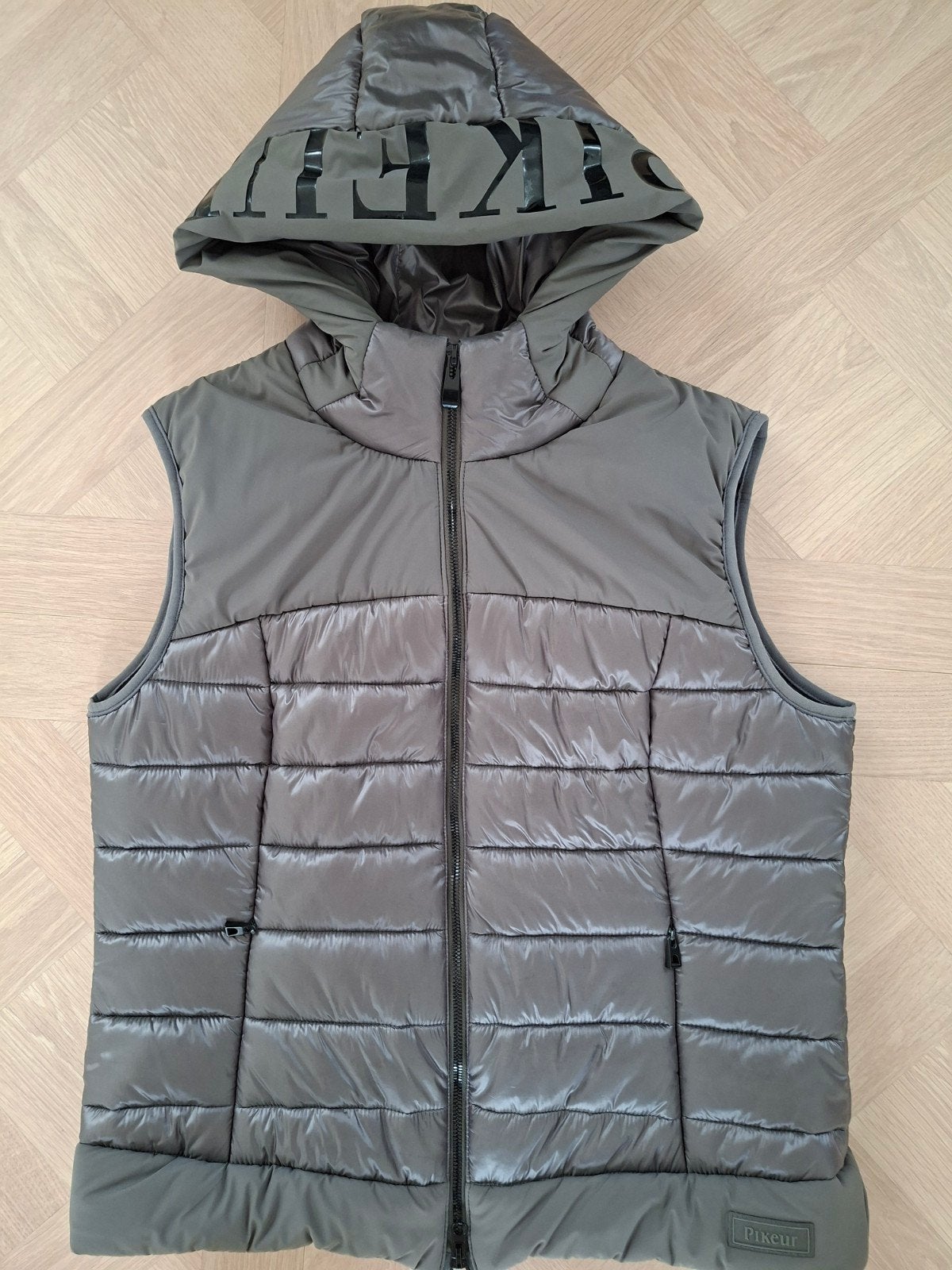 Pikeur bodywarmer gevoerd grijs groen mt 42 als nieuw, Dieren en Toebehoren, Ophalen of Verzenden, Dames, Pikeur, Ritssluiting