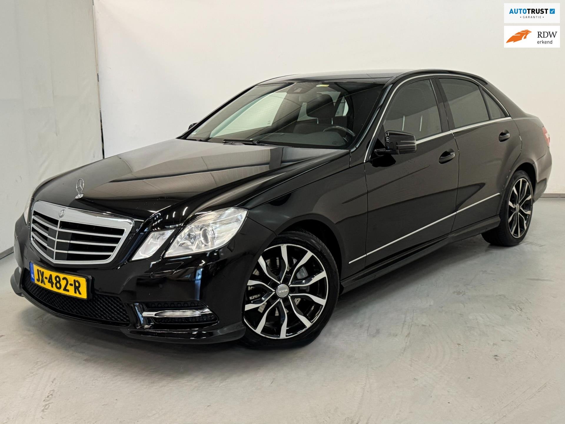 Mercedes-Benz E-klasse 350 CDI / AMG / Luchtvering / Memory, Auto's, Automaat, Euro 5, Achterwielaandrijving, Gebruikt