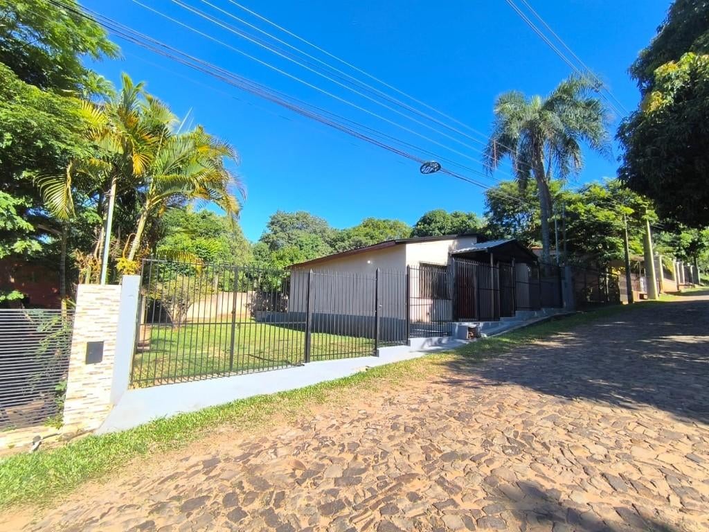 Bungalow in Paraquay te koop in Caacupe (1 uur van Asuncion), Huizen en Kamers, Huizen te koop, 200 tot 500 m², 120 m², Paraquay Caacupe