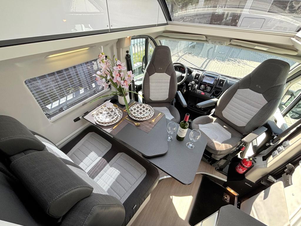 Adria Twin Supreme 640 SLB ENKELE BEDDEN MAXI CHASSIS EURO6, Koelkast, Ringverwarming, Fiat, Bedrijf