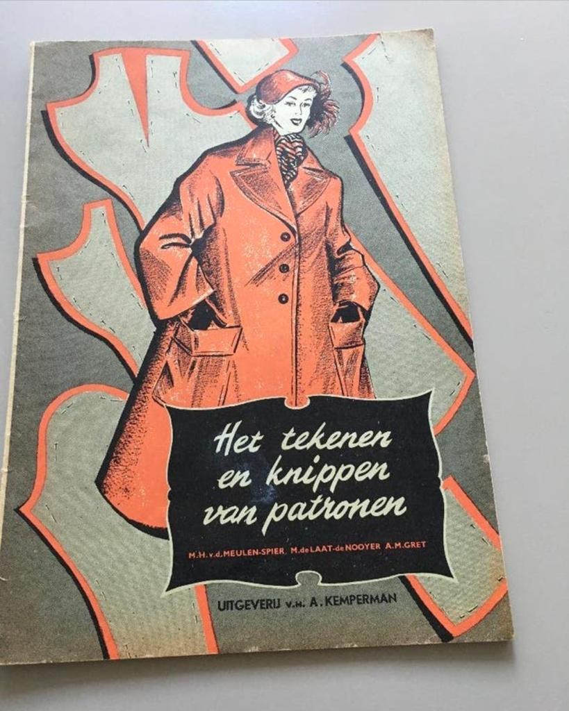 GEZOCHT! Het tekenen en knippen van patronen deel 1, Ophalen of Verzenden, Vrouw, Overige merken