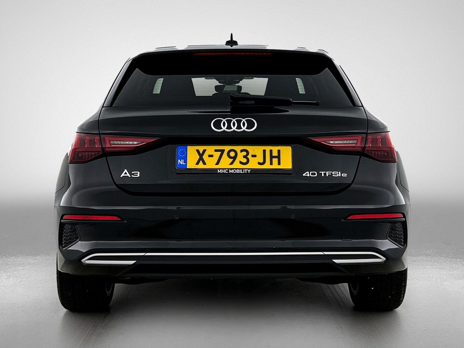 Audi A3 Sportback 40 TFSI e Advanced edition | ACC | Clima |, Auto's, Dealer onderhouden, Stof, 4 cilinders, Zwart