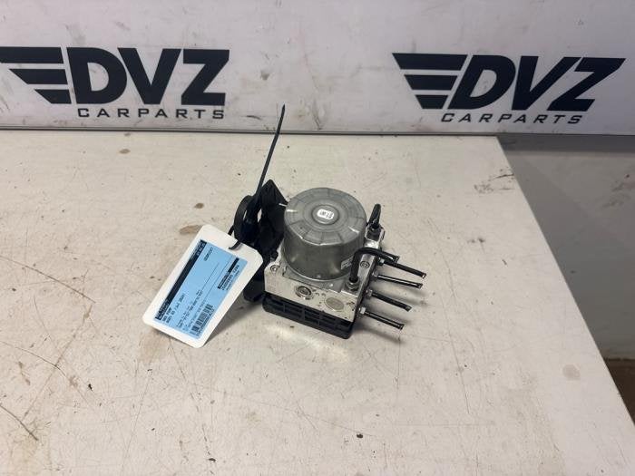 ABS Pomp van een Audi Q3, Gebruikt, -, -, -