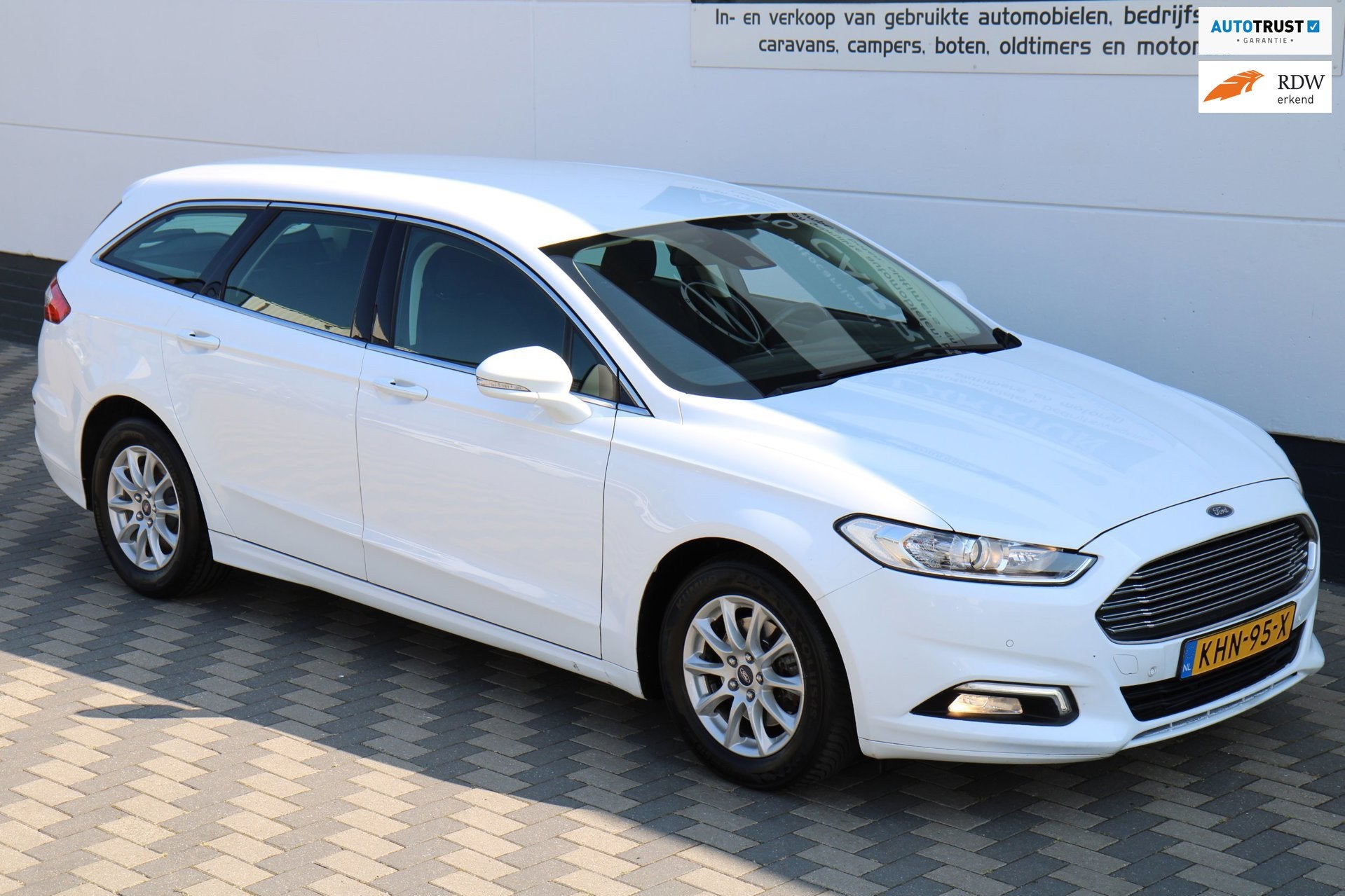 Ford Mondeo Wagon 2.0 TDCi Automaat CarPlay Navi Cruise !, Auto's, Dealer onderhouden, Gebruikt, 4 cilinders, Wit