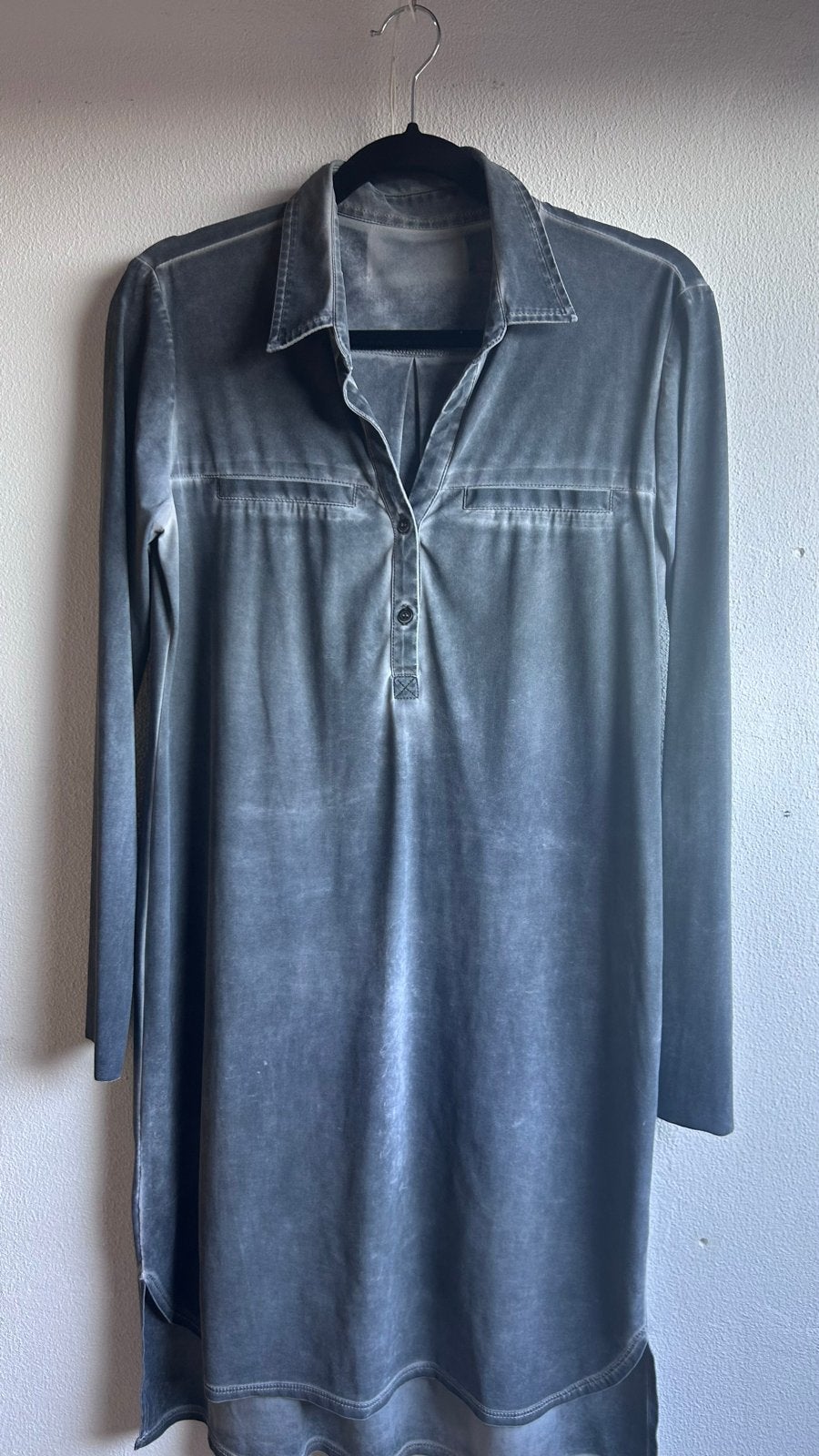 Jane Lushka Grijs overhemdjurk maat L, Kleding | Dames, Maat 42/44 (L), Ophalen of Verzenden, Zo goed als nieuw, Knielengte