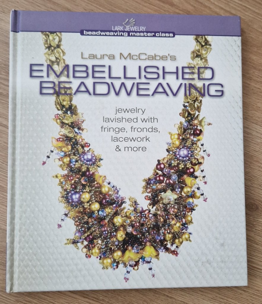 Boek: Embellished Beadweaving - Laura McCabe . a, Ophalen of Verzenden, Zo goed als nieuw, Sieraden maken, Laura McCabe
