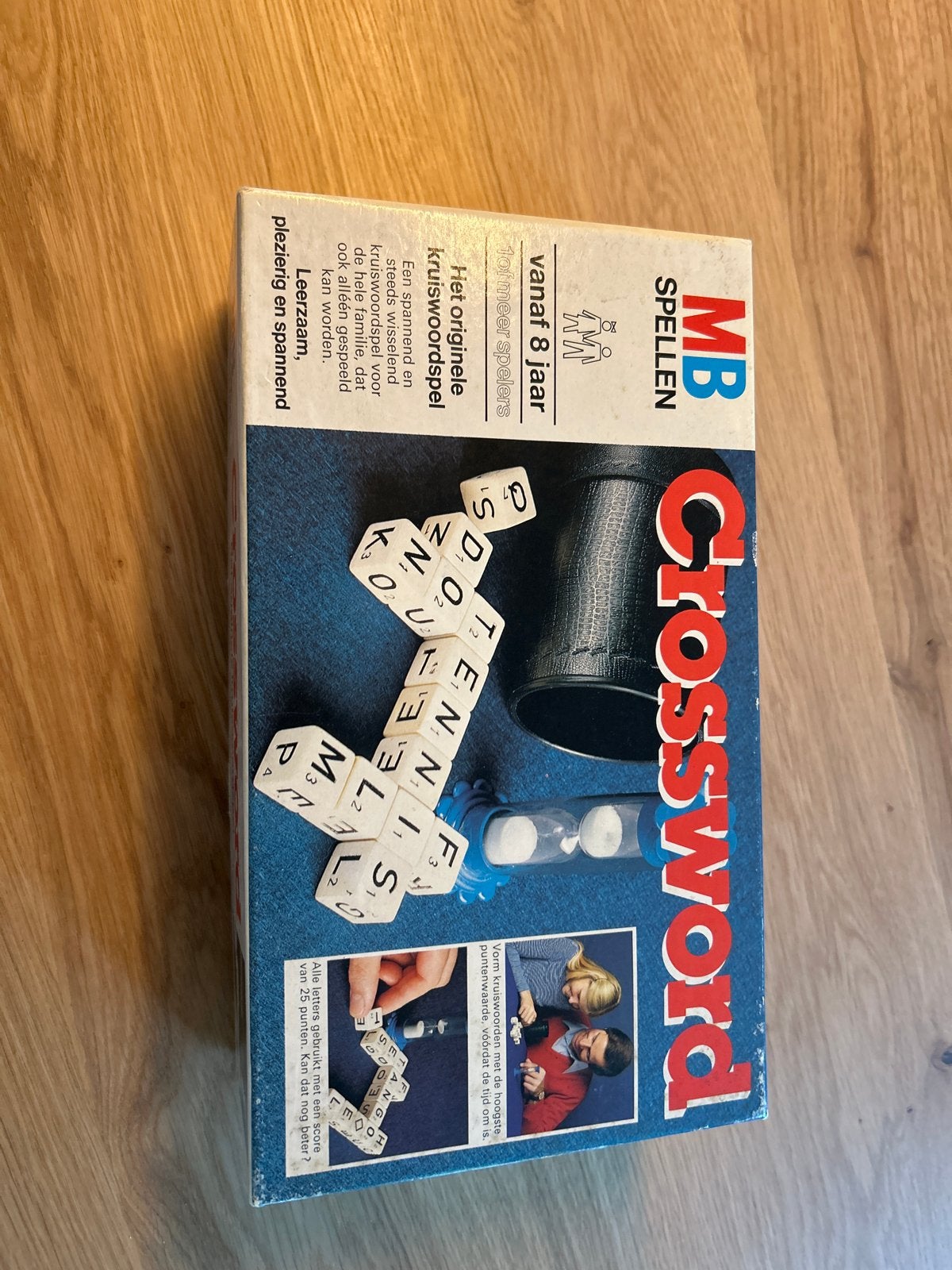 MB Spellen Crossword - Het originele kruiswoordspel, Drie of vier spelers, Ophalen of Verzenden, Gebruikt