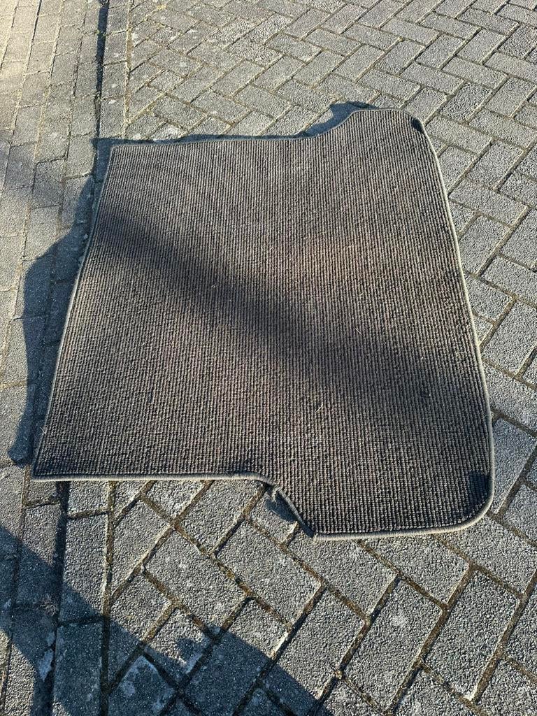 V70 kofferbakmat origineel, Auto-onderdelen, Interieur en Bekleding, Ophalen of Verzenden, Gebruikt, Volvo