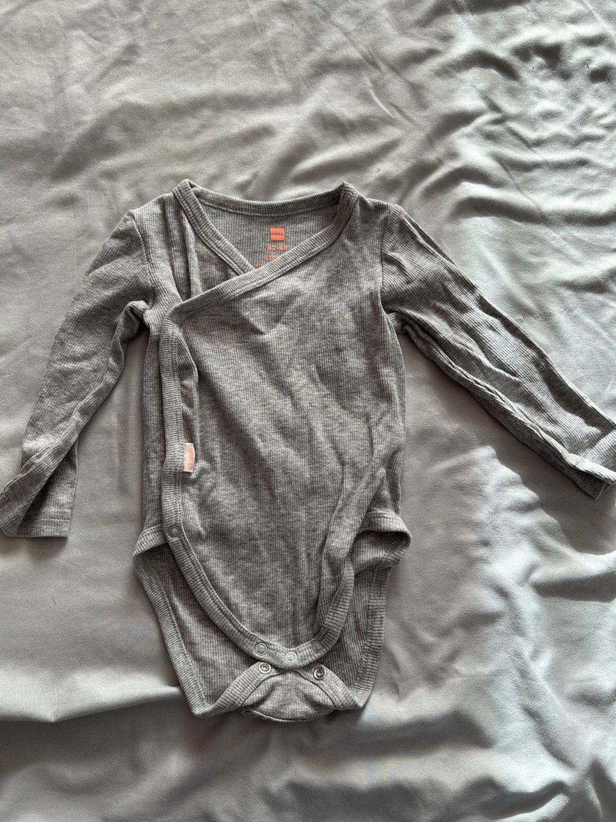 HEMA Bamboo Romper Maat 62-68, Ophalen of Verzenden, Zo goed als nieuw, Jongetje of Meisje, Nacht- of Onderkleding