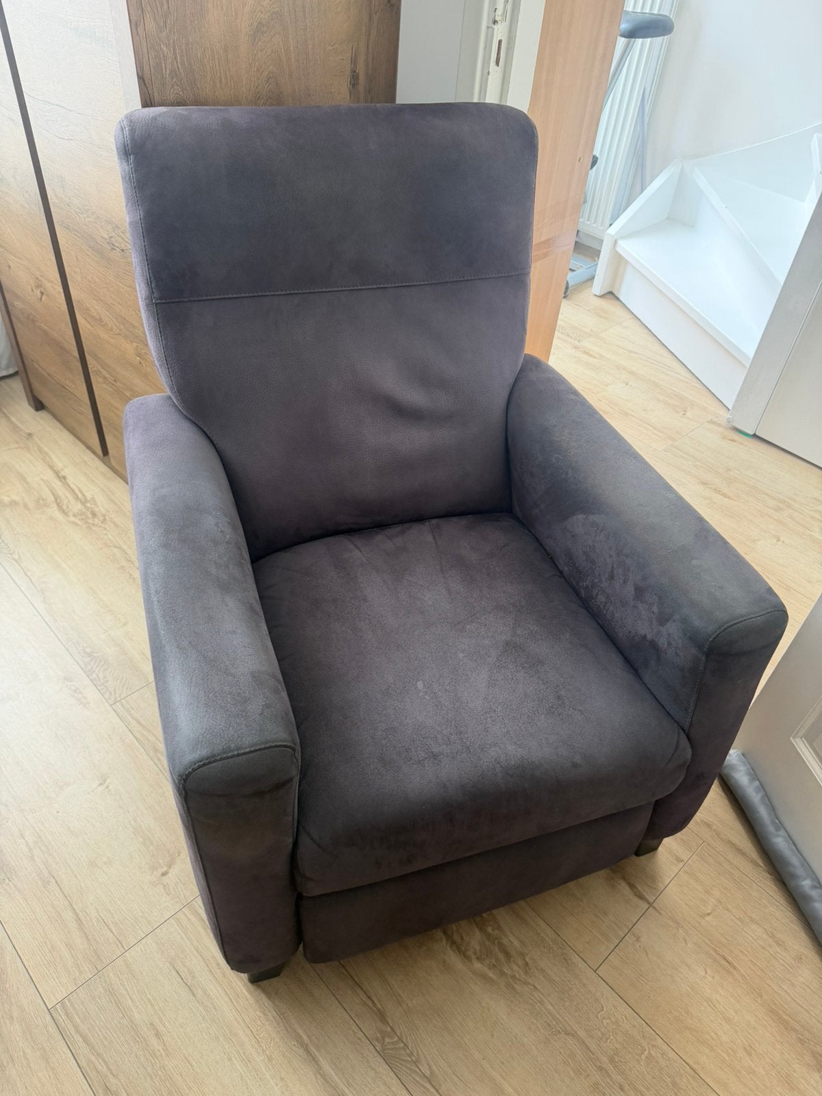 Grijze fauteuil, Huis en Inrichting, Fauteuils, Ophalen of Verzenden, Gebruikt, 75 tot 100 cm, 50 tot 75 cm