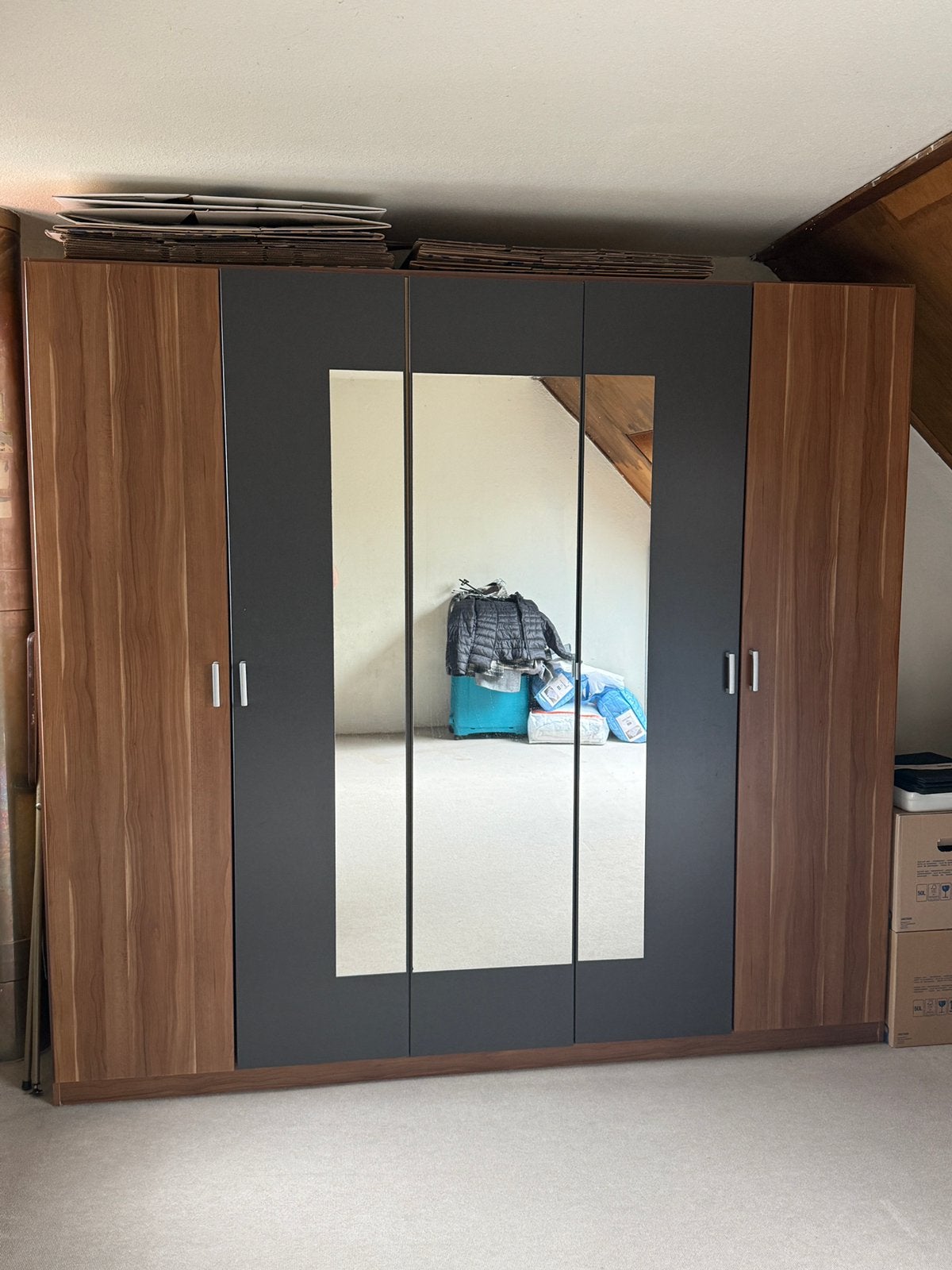 Kledingkast 225cm breed, Huis en Inrichting, Kasten | Kledingkasten, Ophalen, Zo goed als nieuw, 50 tot 75 cm, 200 cm of meer