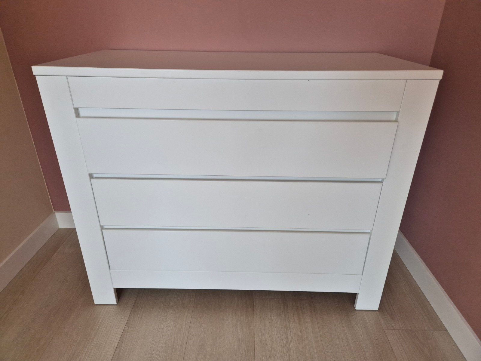 Witte commode met 3 laden, Kinderen en Baby's, Kinderkamer | Commodes en Kasten, Ophalen, Zo goed als nieuw