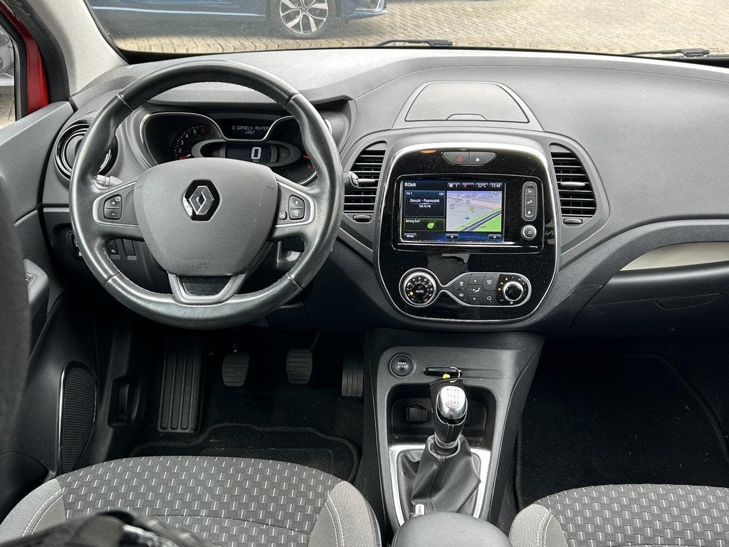 Renault Captur 1.3 TCe Intens | Navigatie | Camera | Climate, Stof, Gebruikt, 4 cilinders, Met garantie (alle)