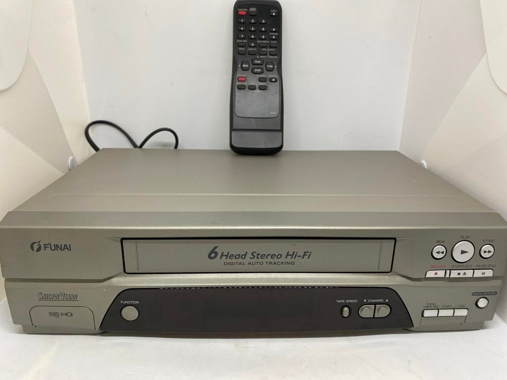 Funai Videorecorder met afstandsbediening - Werkt perfect!, Gebruikt, Ophalen of Verzenden, Funai, VHS-speler of -recorder