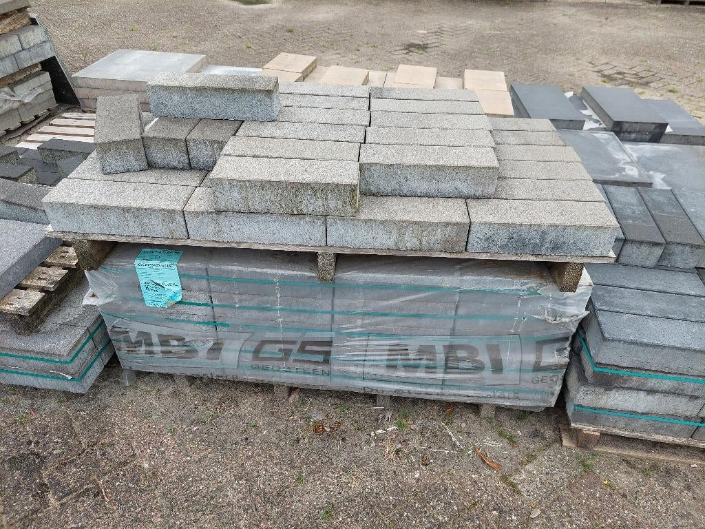 C25. Restpartij GeoKlinker Plus XL, Roma, (4m²), Tuin en Terras, Tegels en Klinkers, Nieuw, Klinkers, Beton, Minder dan 5 m², Ophalen