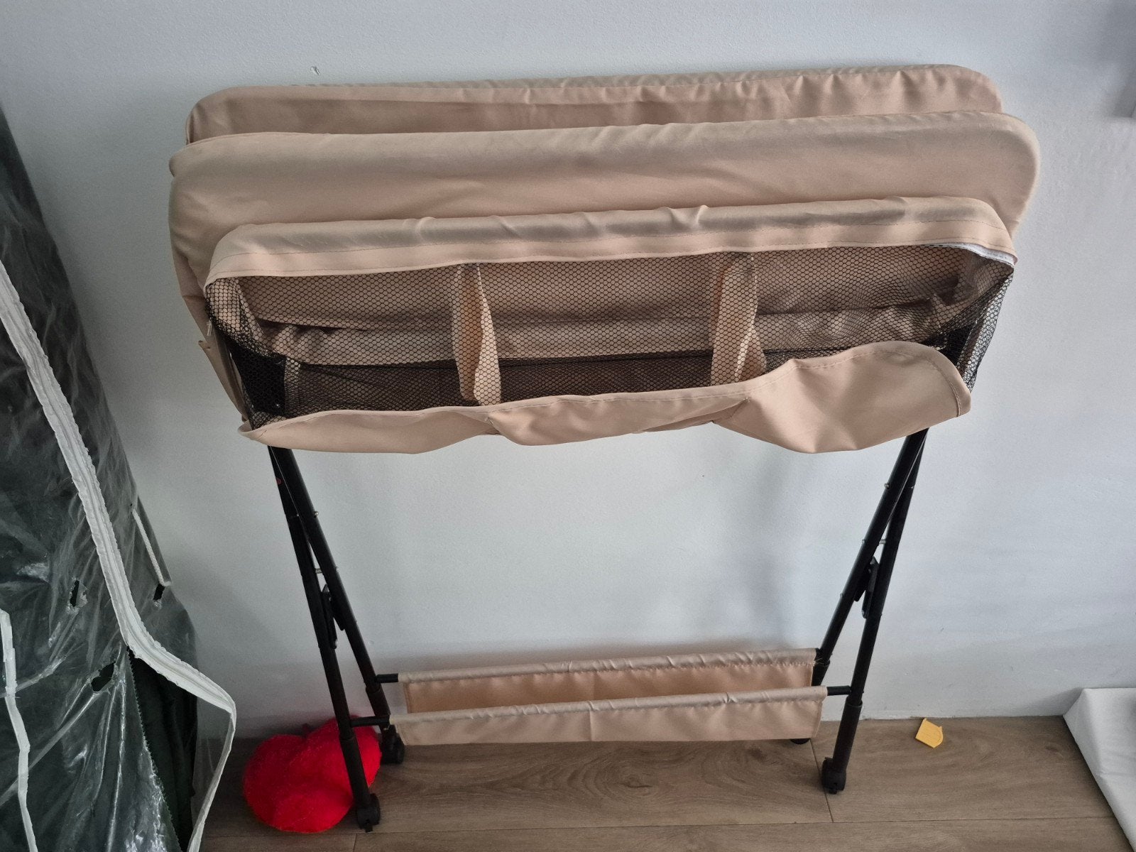 Opvouwbare baby commode, Ophalen