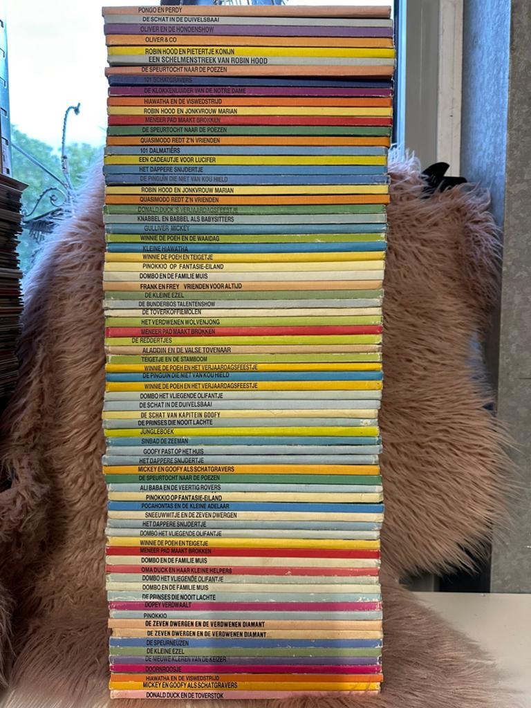 Disney’s Boekenclub boeken uitzoeken 1 euro per stuk, Ophalen of Verzenden, Gelezen, Kind en Jeugd