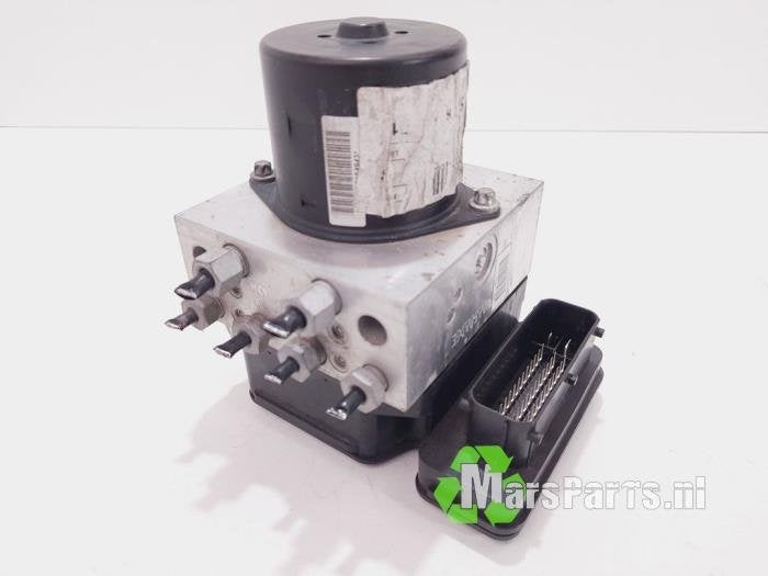 ABS Pomp van een Opel Insignia, Gebruikt, -, -, Opel