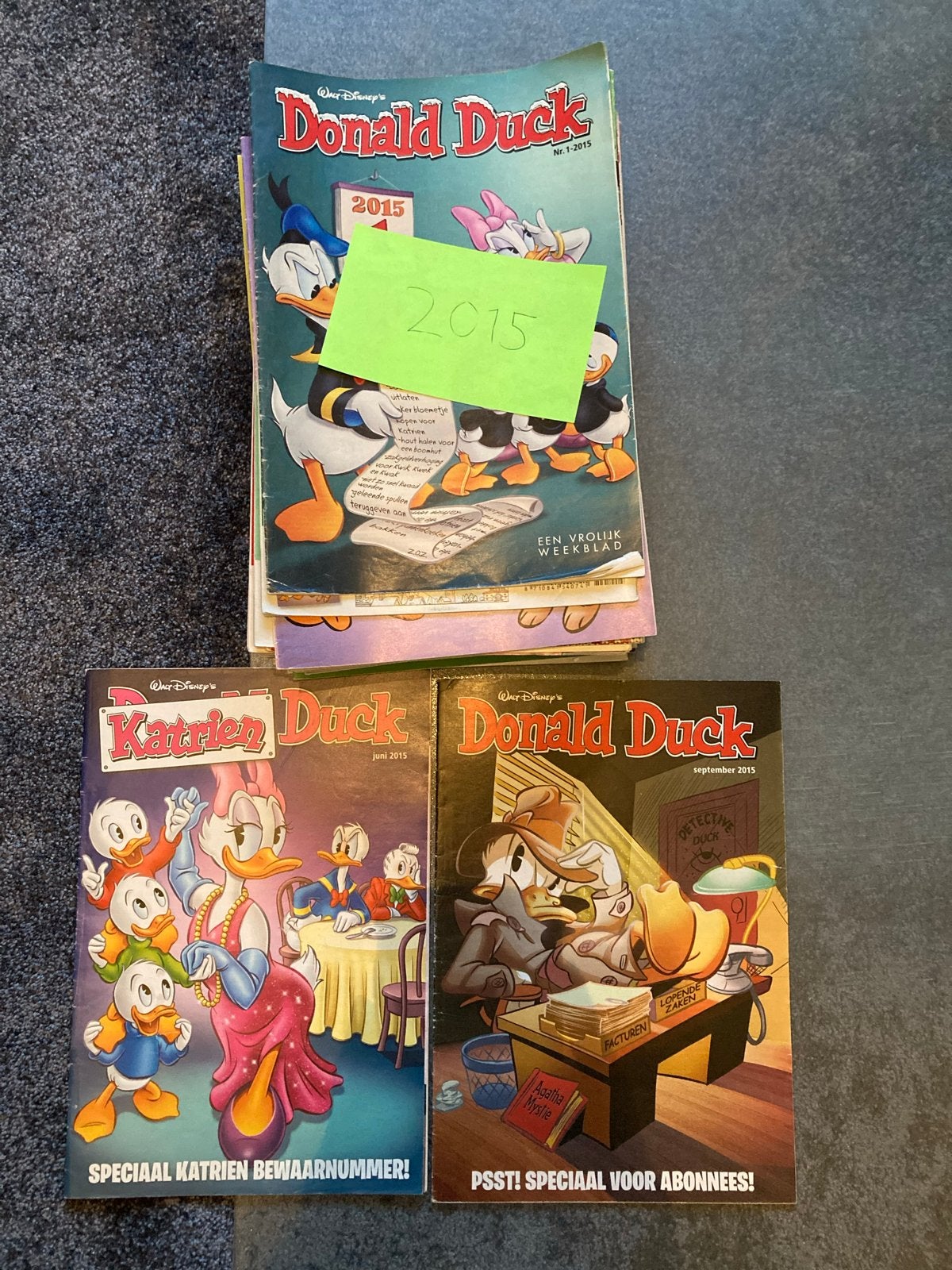 Donald Duck Jaarreeks 2015 + Specials - Zeer Goede Staat, Boeken, Ophalen of Verzenden, Zo goed als nieuw, Overige typen
