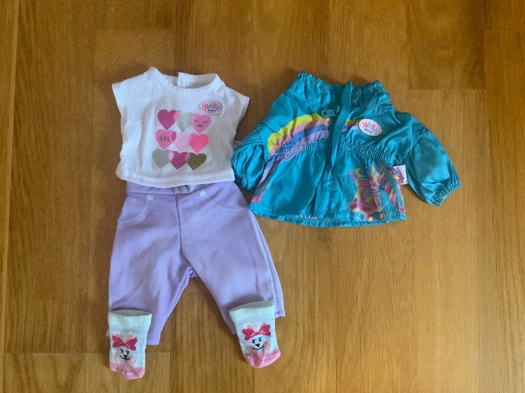 Babyborn kleding; vrijetijd, Ophalen, Zo goed als nieuw, Overige typen