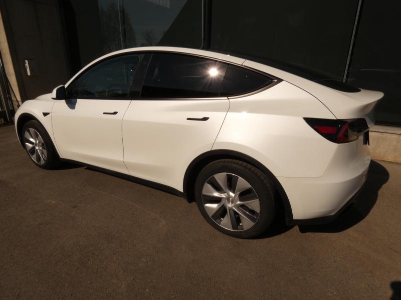 Tesla Model Y RWD 60 kWh 300 PK Matrix-LED | Panoramadak | L, Automaat, 12 maanden, Achterwielaandrijving, Zwart