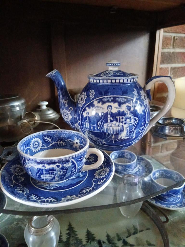 Tea Drinker blauweTheepot met 5 kop en schotels, Antiek en Kunst, Antiek | Servies los, Ophalen