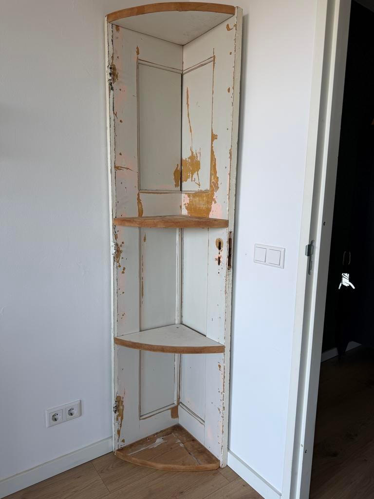 Brocante hoekkast met 3 planken, Ophalen