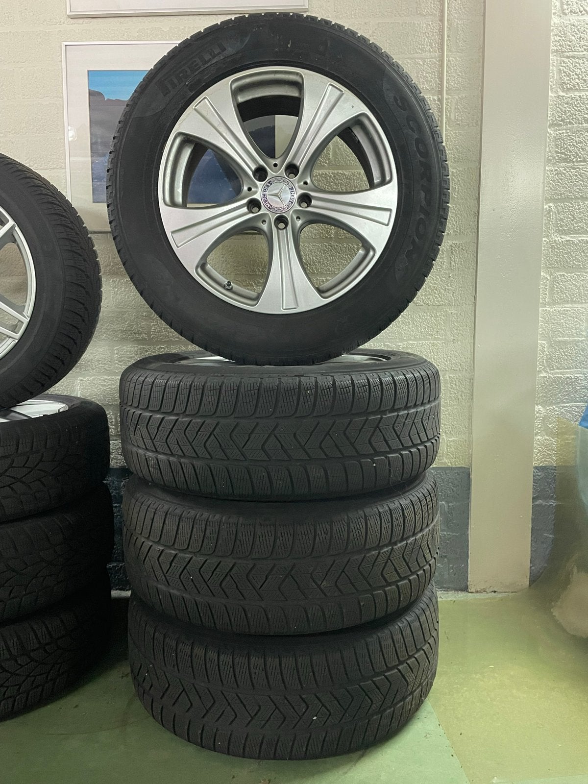 Mercedes GLC W253 Lichtmetalen 18” winter Pirelli Scorpion, Ophalen, 18 inch, Gebruikt, Banden en Velgen