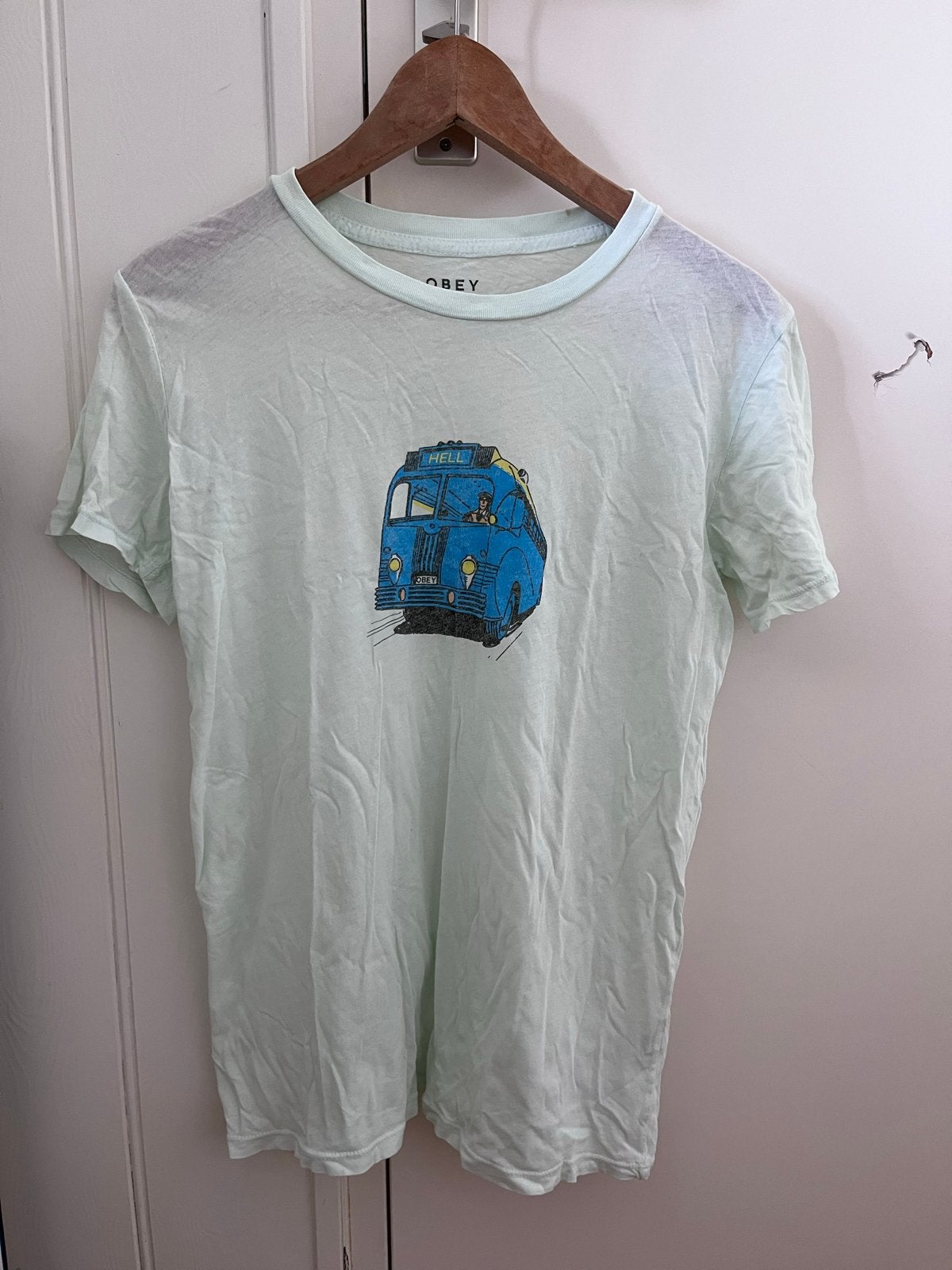 OBEY World Wide bus t-shirt – mint (maat S), Ophalen of Verzenden, Zo goed als nieuw, Korte mouw, Maat 36 (S)