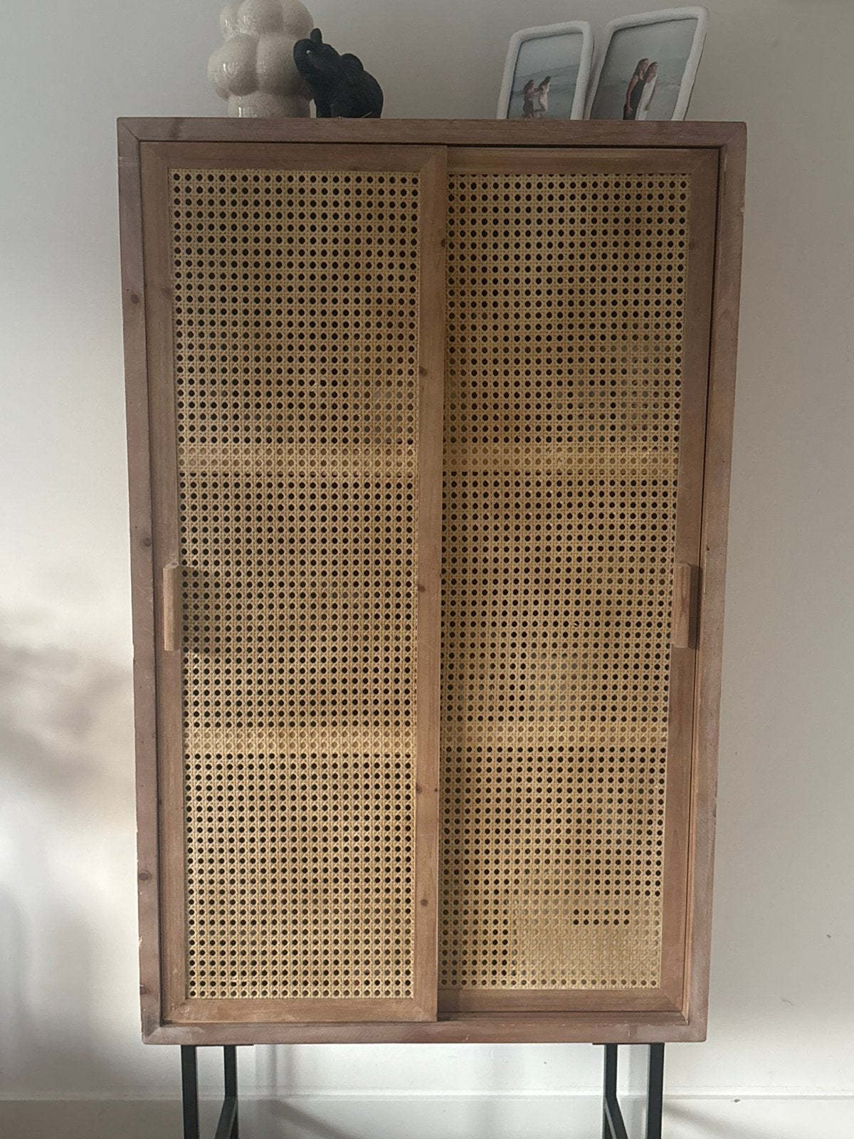 Rotan kast voor 1 juli ophalen!, Ophalen, Gebruikt, Minder dan 150 cm, Minder dan 100 cm